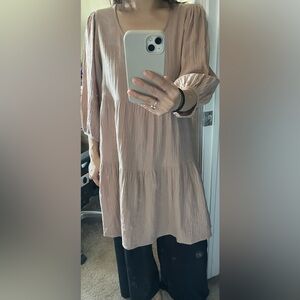nlt// Dusty rose dress